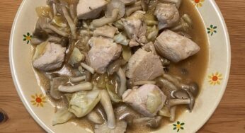 鶏肉としめじのガリバタ炒め　～Mちゃんレシピ①～