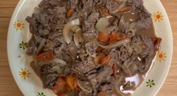 牛肉とトマトと玉ねぎの簡単炒め♪
