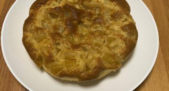 リンゴ消費！簡単ホットケーキミックスでリンゴのケーキ作った！